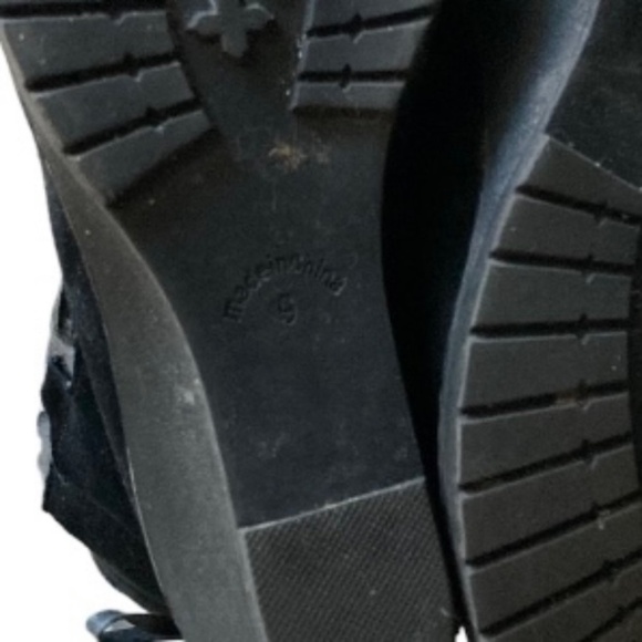 FLURRIES Black Sheepskin Lace Up Mid Calf Suede Wedge Winter Boots US 9 - Picture 6 of 7